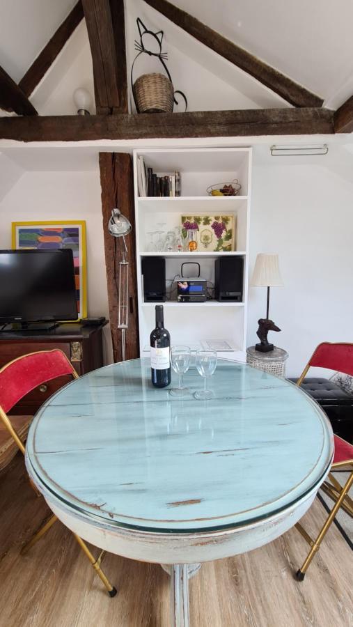 Appartement Coeur De Paris Avec Vue Sur Les Toits Eksteriør billede