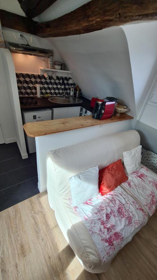 Appartement Coeur De Paris Avec Vue Sur Les Toits Eksteriør billede