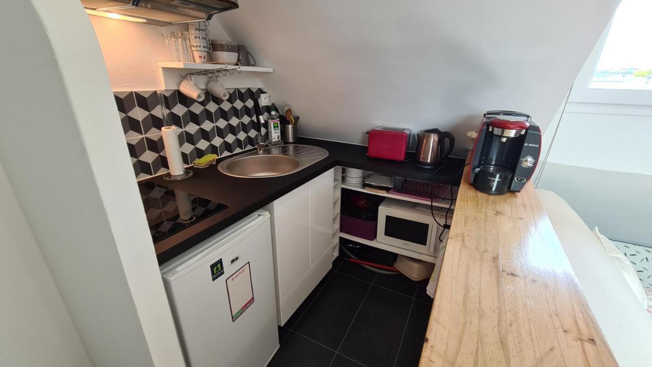 Appartement Coeur De Paris Avec Vue Sur Les Toits Eksteriør billede