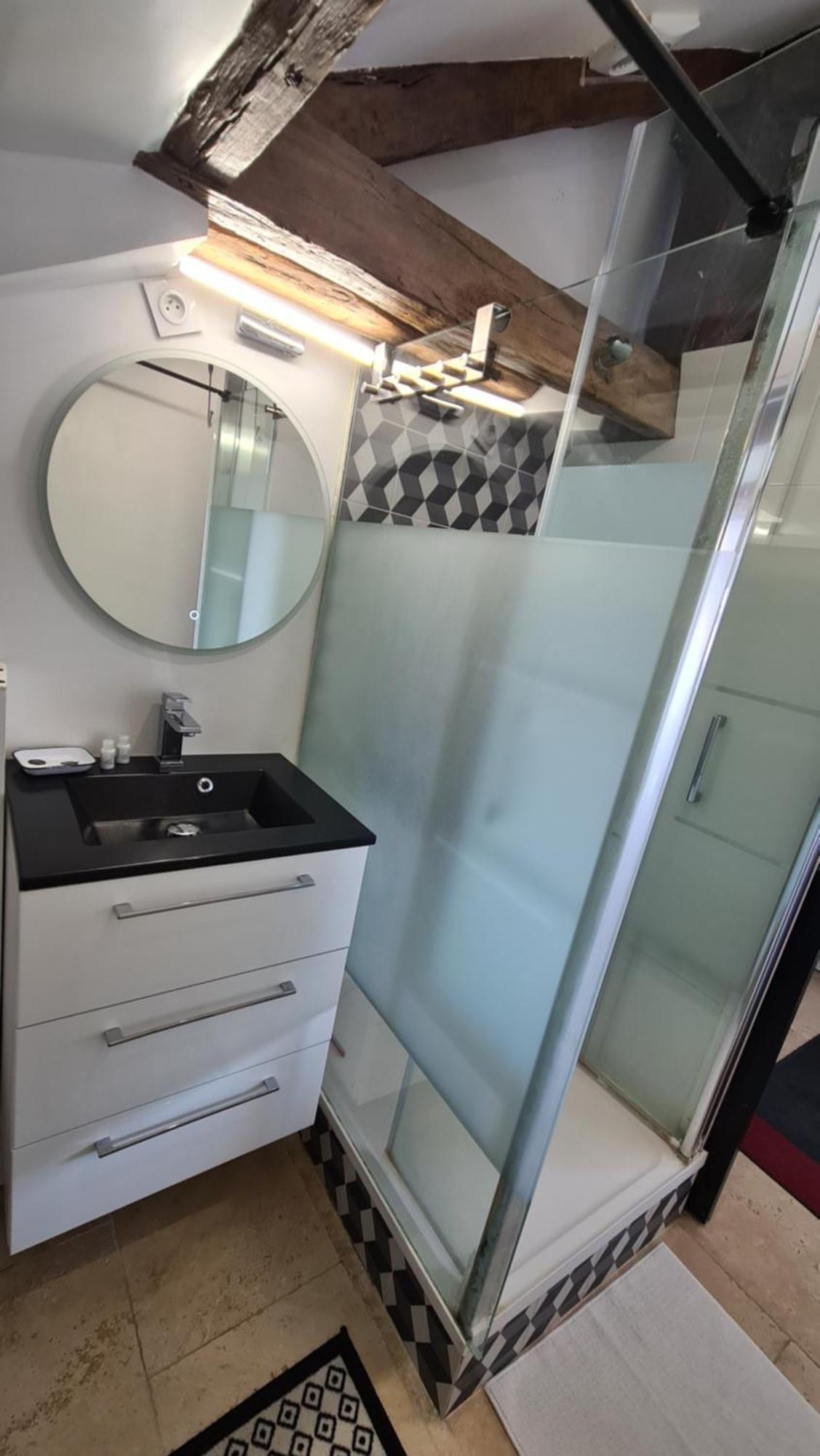 Appartement Coeur De Paris Avec Vue Sur Les Toits Eksteriør billede